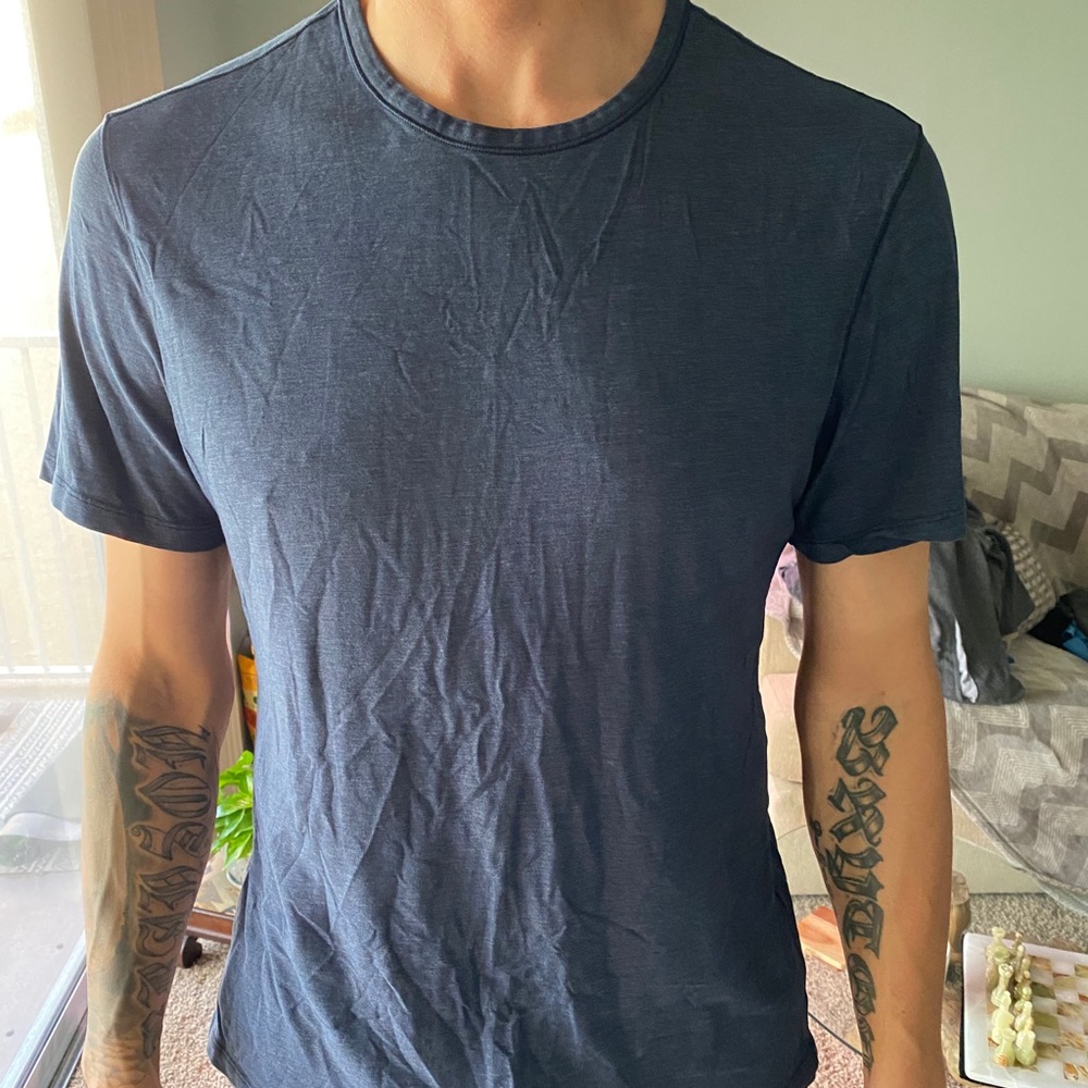 Lululemon Men’s T shirt